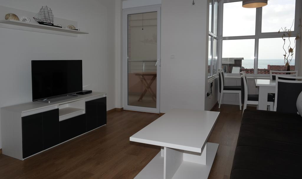 Tuna Apartments Dobra Voda Exteriör bild